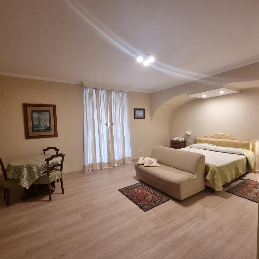 Toledo'S Rambla Casa Vacanze نابولي المظهر الخارجي الصورة