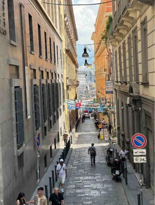 Toledo'S Rambla Casa Vacanze نابولي المظهر الخارجي الصورة